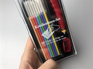 Kridtbox med trykblyant, stifter og blyantspidser